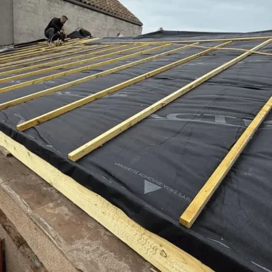 pose-ecran-sous-toiture-l-union-768x553 couvreur Toulouse, couvreur Blagnac, couvreur Balma, couvreur Ramonville, couvreur L'Union, énovation de toiture Toulouse, Nettoyage de toiture Toulouse, Isolation de toiture Toulouse, Fuite de toiture Toulouse, Étanchéité de toiture Toulouse, Réparation de faîtage Toulouse, Pose de tuile Toulouse, couvreur zingueur Toulouse, Pose de gouttière Toulouse, Planche de rive Toulouse, Pose de pied de cheminée Toulouse, Charpentier Toulouse, Pose Velux Toulouse