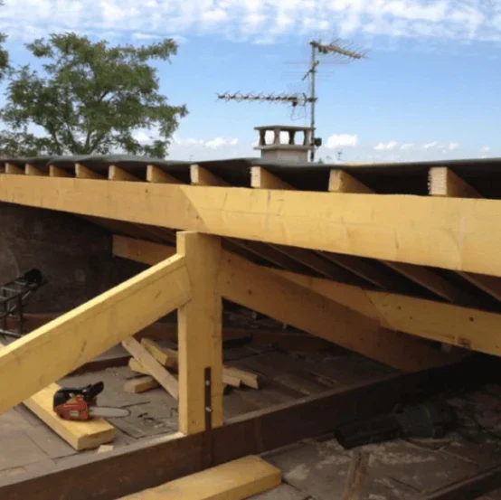 couvreur Toulouse, couvreur Blagnac, couvreur Balma, couvreur Ramonville, couvreur L'Union, énovation de toiture Toulouse, Nettoyage de toiture Toulouse, Isolation de toiture Toulouse, Fuite de toiture Toulouse, Étanchéité de toiture Toulouse, Réparation de faîtage Toulouse, Pose de tuile Toulouse, couvreur zingueur Toulouse, Pose de gouttière Toulouse, Planche de rive Toulouse, Pose de pied de cheminée Toulouse, Charpentier Toulouse, Pose Velux Toulouse