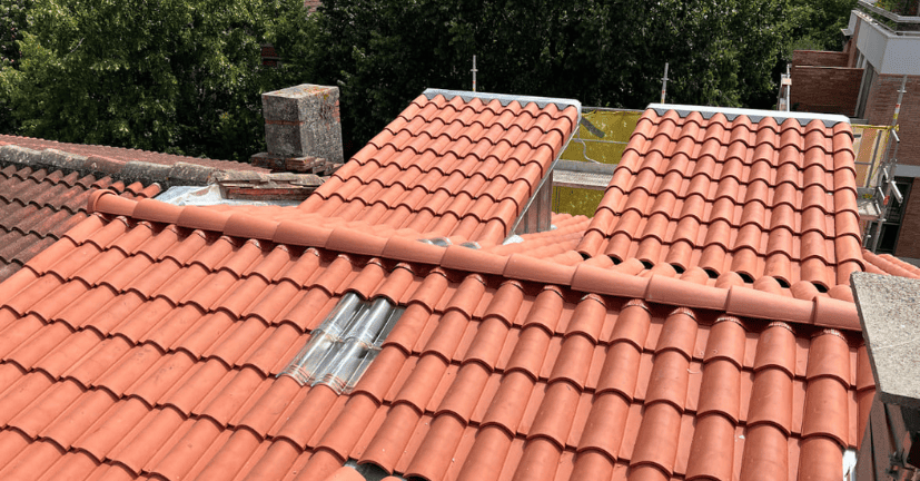 couvreur Toulouse, couvreur Blagnac, couvreur Balma, couvreur Ramonville, couvreur L'Union, énovation de toiture Toulouse, Nettoyage de toiture Toulouse, Isolation de toiture Toulouse, Fuite de toiture Toulouse, Étanchéité de toiture Toulouse, Réparation de faîtage Toulouse, Pose de tuile Toulouse, couvreur zingueur Toulouse, Pose de gouttière Toulouse, Planche de rive Toulouse, Pose de pied de cheminée Toulouse, Charpentier Toulouse, Pose Velux Toulouse