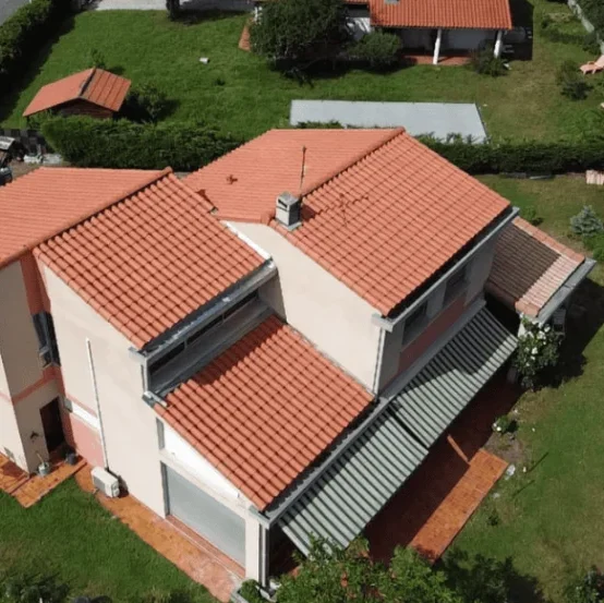 couvreur Toulouse, couvreur Blagnac, couvreur Balma, couvreur Ramonville, couvreur L'Union, énovation de toiture Toulouse, Nettoyage de toiture Toulouse, Isolation de toiture Toulouse, Fuite de toiture Toulouse, Étanchéité de toiture Toulouse, Réparation de faîtage Toulouse, Pose de tuile Toulouse, couvreur zingueur Toulouse, Pose de gouttière Toulouse, Planche de rive Toulouse, Pose de pied de cheminée Toulouse, Charpentier Toulouse, Pose Velux Toulouse